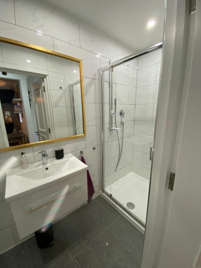Stylish 1-Bed Studio Londres Exterior foto